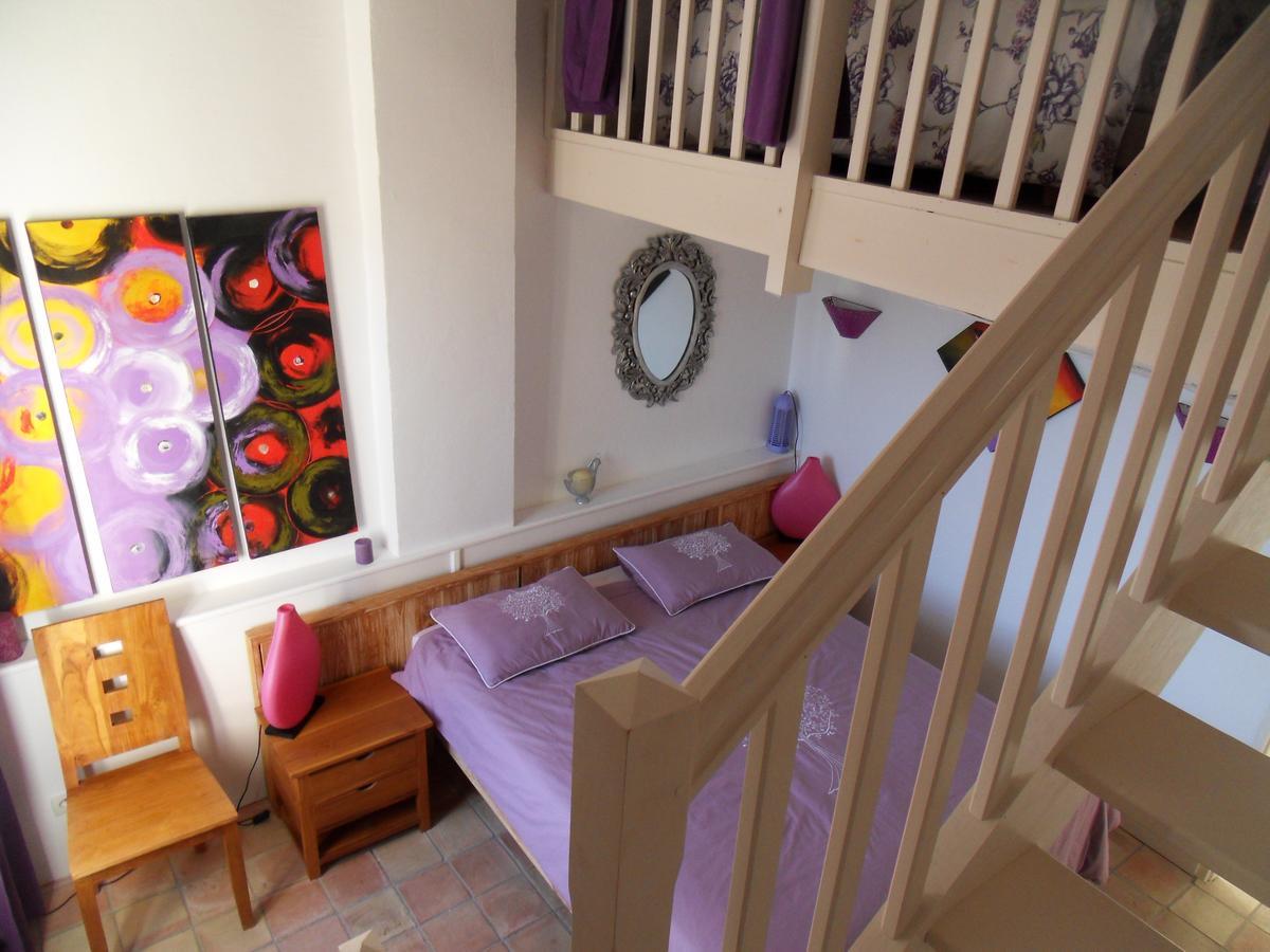 Bed and Breakfast Domaine De L'Olibaou Venelles Exteriér fotografie